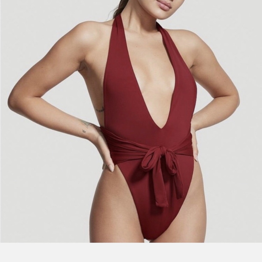 NWOT Riot Swim Milli one piece bathing suit